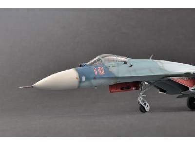 Russian Su-27 Flanker B Fighter - image 21