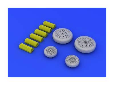 F-4B/ N wheels 1/48 - Academy Minicraft - image 6