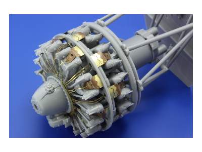 P-61A/ B engine 1/32 - Hobby Boss - image 3