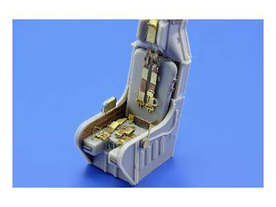 A-4F Escapac IA-1 seatbelts 1/32 - Trumpeter - image 2