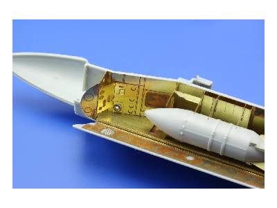 Tu-2 bomb bay 1/48 - Xuntong Model - image 6