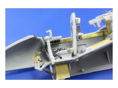 Tu-2T interior S. A. 1/48 - Xuntong Model - image 3