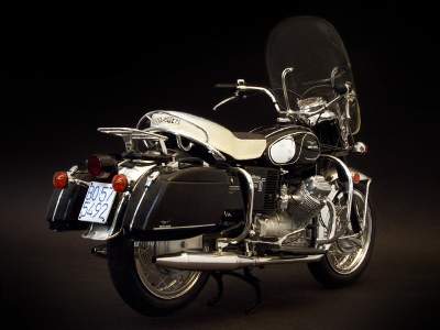 Moto Guzzi V850 California - image 6