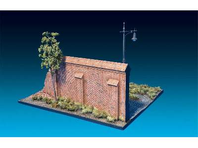 Diorama w/Brick Wall - image 7