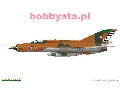 MiG-21R - image 4
