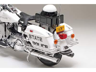 Harley Davidson FLH1200 - Police Bike - image 6