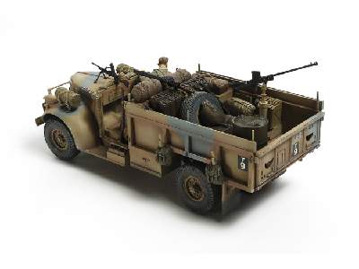 British LRDG Command Car - North Africa (w/7 Figures) - image 3