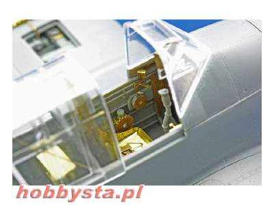 Ju 87B-2 interior S. A. 1/32 - Trumpeter - image 9