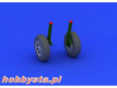 F4U-1 wheels 1/32 - Tamiya - image 4