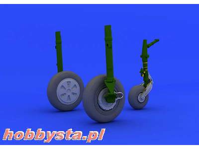 MiG-21PFM wheels 1/48 - Eduard - image 3