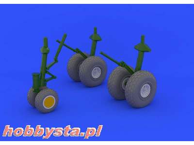 B-29 wheels 1/48 - Revell - image 2