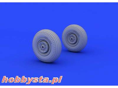 Il-2 wheels 1/72 - Tamiya - image 1