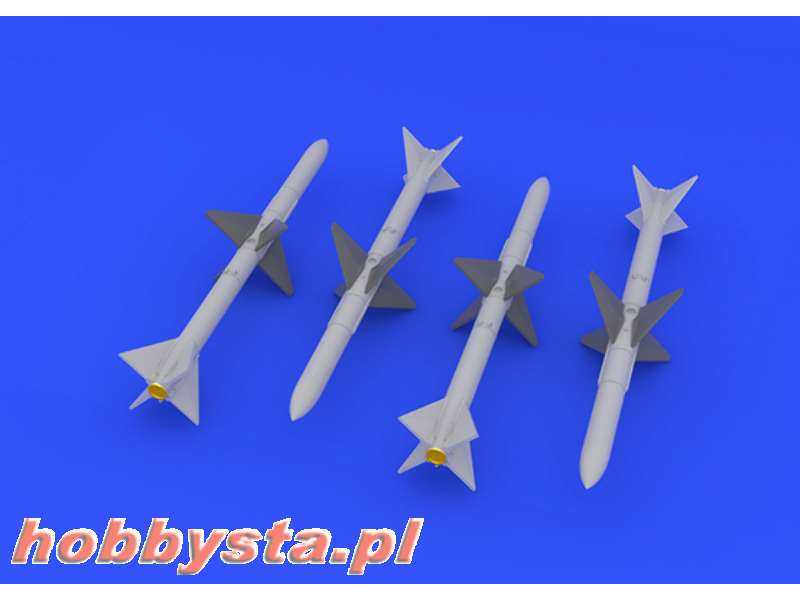 AIM-7E Sparrow 1/72 - image 1