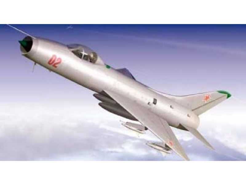 Sukhoi Su-9 Fishpot B - image 1 Sukhoi Su-9 Fishpot B - image 1