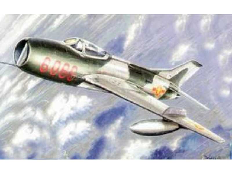 Mikoyan MiG-19 Farmer - image 1