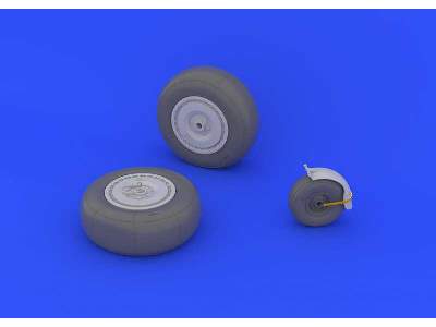 Ju 88 wheels late 1/32 - Revell - image 4