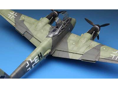 Messerschmitt Me410A-1 Hornisse High Speed Bomber - image 6