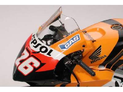 Repsol Honda RC211V'06 - image 2