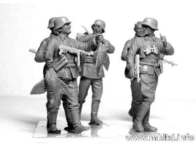 German Elite Infantry - Eastern Front - WW II - image 6