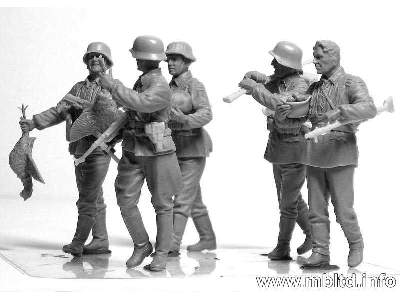 German Elite Infantry - Eastern Front - WW II - image 10