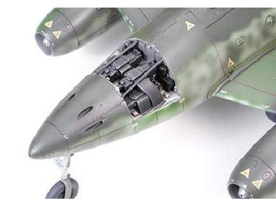 Messerschmitt Me262 A-1a - image 3