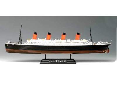 R.M.S. TITANIC - image 4