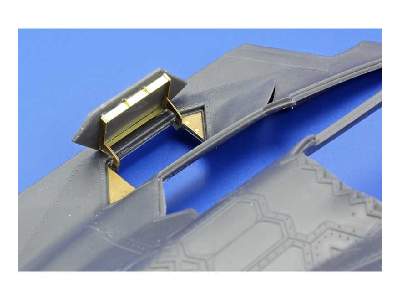 F-35B exterior 1/48 - Kitty Hawk - image 7