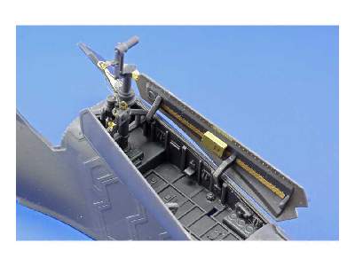 F-35B exterior 1/48 - Kitty Hawk - image 8