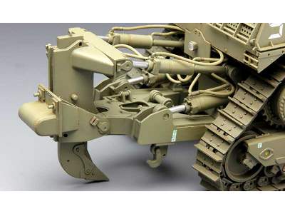 Caterpillar D9R armored bulldozer - image 5