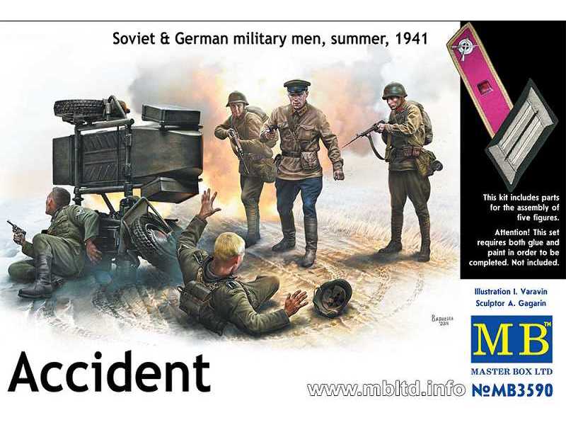Accident. Soviet & German military men, summer 1941 - image 1