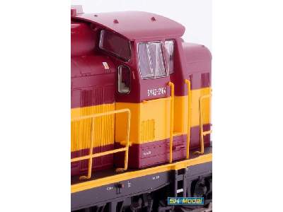 SM42 - 2164 typ 6D Rail Polska Diesel Loco - image 29