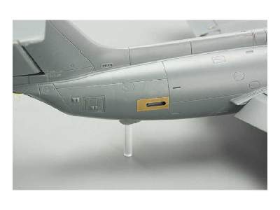 L-29 Delfin exterior 1/48 - Amk - image 6