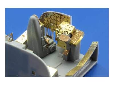 A3D-2 interior S. A. 1/48 - Trumpeter - image 7