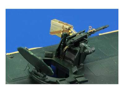 ATF Dingo 2 GE A PatSi exterior 1/35 - Revell - image 11