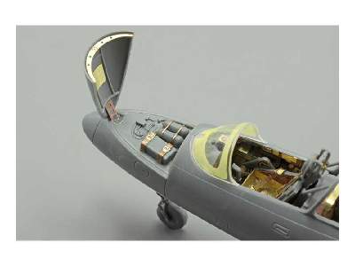 L-29 Delfin interior S. A. 1/48 - Amk - image 5