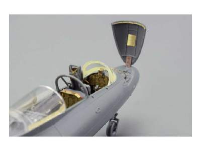 L-29 Delfin interior S. A. 1/48 - Amk - image 11