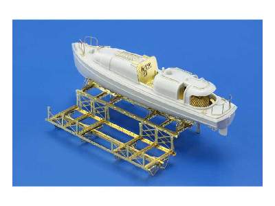 USS Arizona part 3 - life boats 1/200 - Trumpeter - image 3