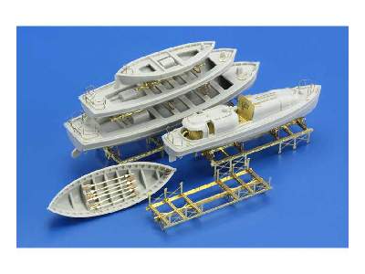 USS Arizona part 3 - life boats 1/200 - Trumpeter - image 5