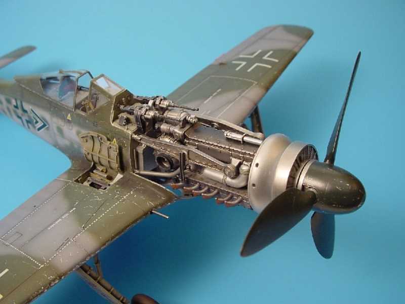 Fw 190D gun bay - Hasegawa - image 1