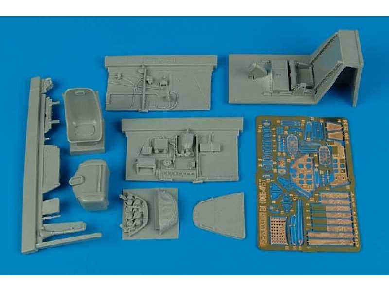 Bf 109E-4/E-7 cockpit set - Eduard - image 1