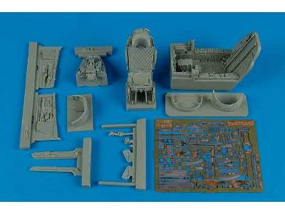 MiG-23MF Flogger B cockpit set - Trumpeter - image 1