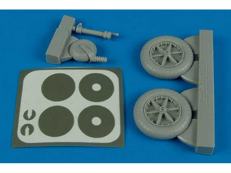 Bf 109F wheels & masks - Trumpeter - image 1