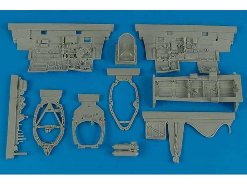 Spitfire Mk.IX cockpit set - Tamiya - image 1