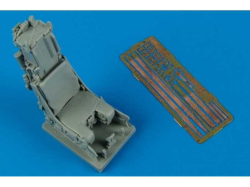 SJU-17 ejection seat for F-18E - image 1 SJU-17 ejection seat for F-18E - image 1