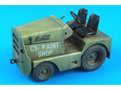 United tractor GC-340/SM340 tow tractor (basic) USAF/US ARMY  - image 1