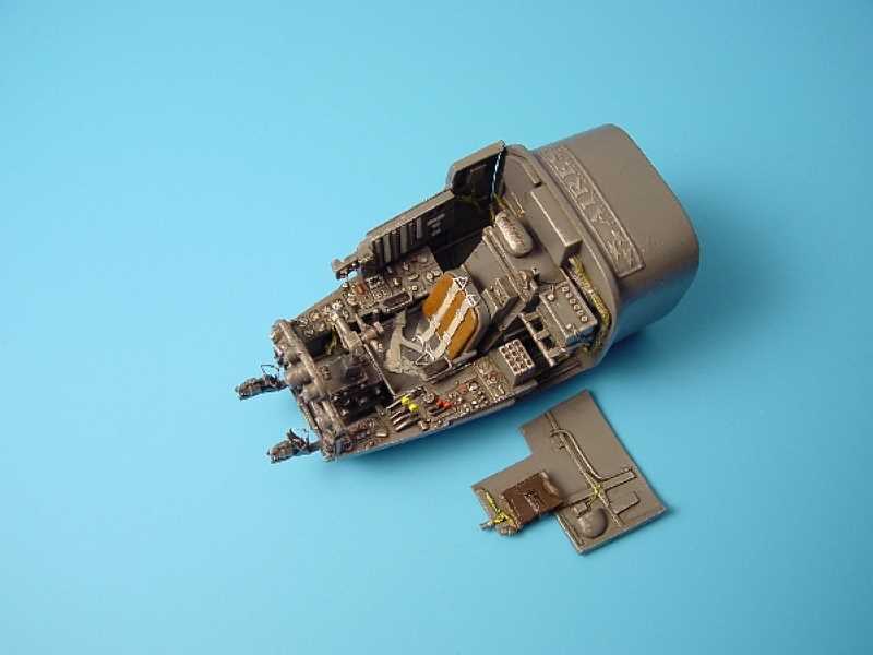 Arado Ar 234B-1 BLITZ cockpit set - Hasegawa - image 1 Arado Ar 234B-1 BLITZ cockpit set - Hasegawa - image 1