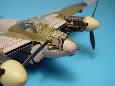 Mosquito FB Mk. VI gun bay - Tamiya - image 1