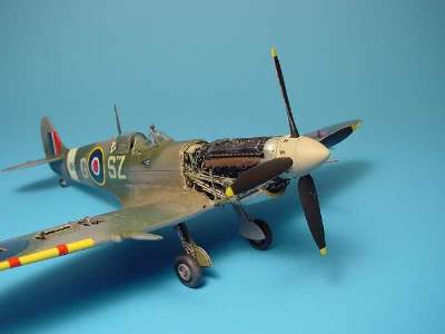 Spitfiree Mk. IX detail engine set - Hasegawa - image 1