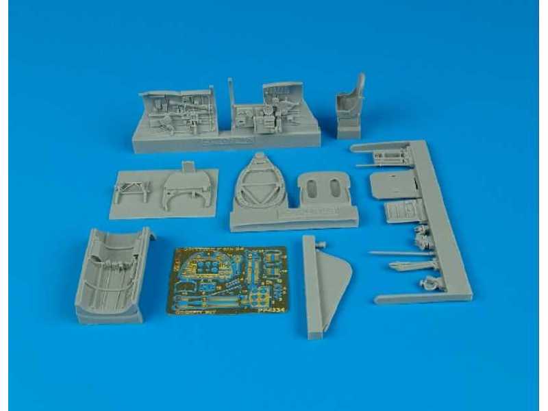 Spitfire F Mk.24 cockpit set - Airfix - image 1