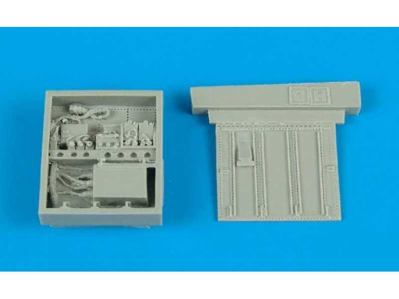 A-10A Thunderbolt II electronic bay - Hobby boss - image 1 A-10A Thunderbolt II electronic bay - Hobby boss - image 1
